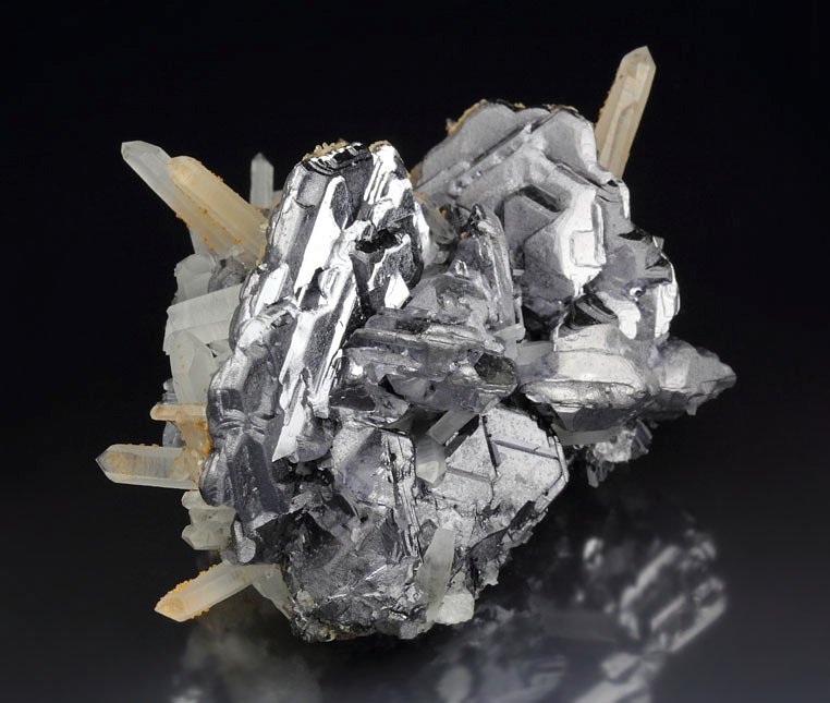 GALENA - SPINEL LAW TWIN, QUARTZ, CALCITE