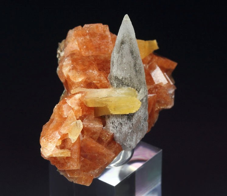 CALCITE, CHABAZITE, STILBITE