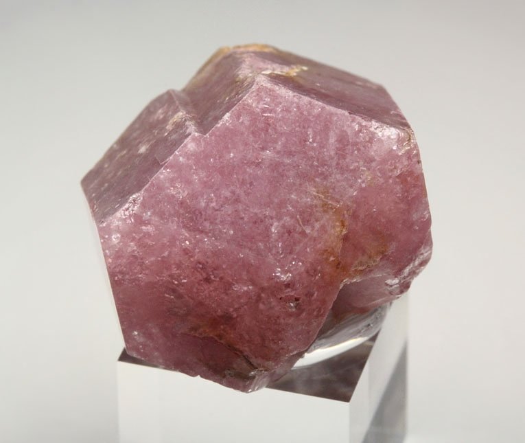 GARNET var. GROSSULAR