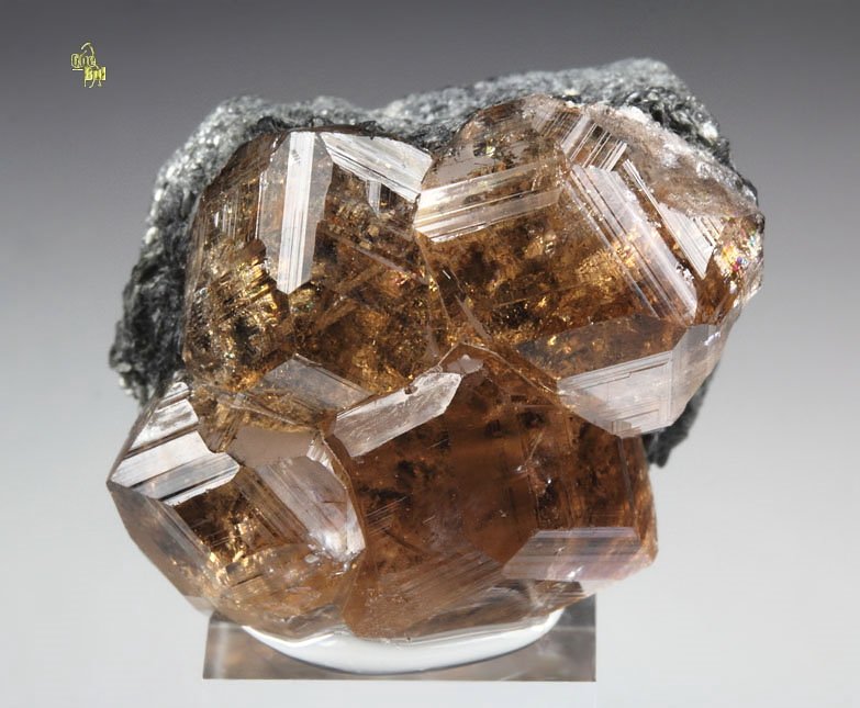 gem GARNET var. GROSSULAR