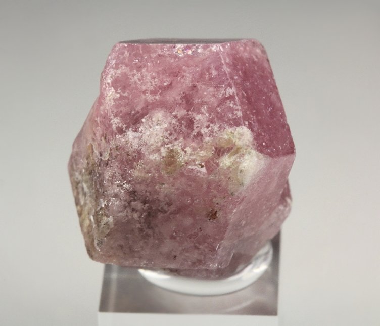 GARNET var. GROSSULAR
