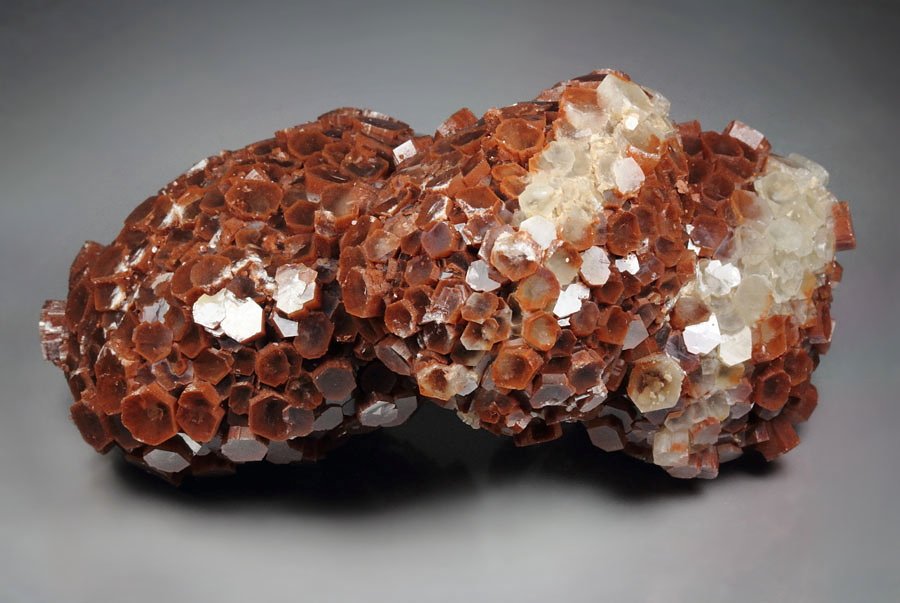 bi-color ARAGONITE floater