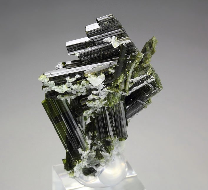 EPIDOTE