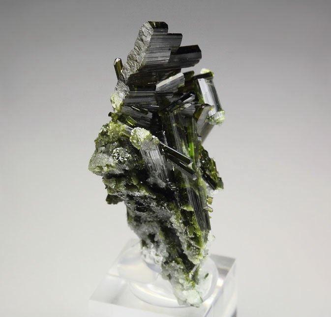 EPIDOTE