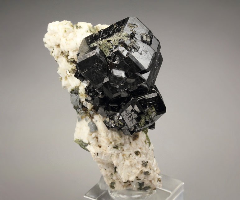 GARNET var. ANDRADITE var. MELANITE, FELDSPAR PSEUDOMORPH, EPIDOTE