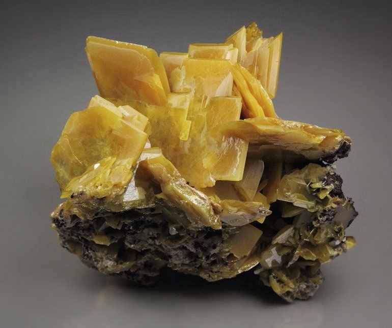 WULFENITE