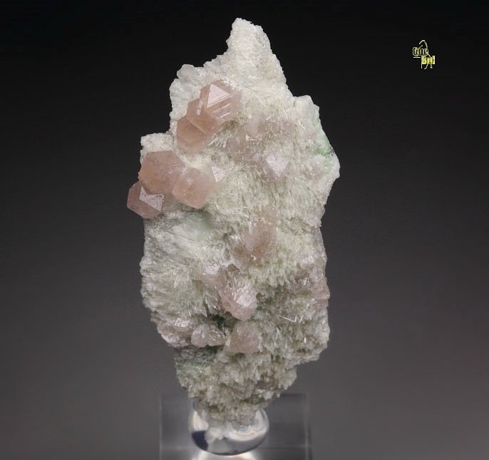 gem pink GARNET var. GROSSULAR, DIOPSIDE