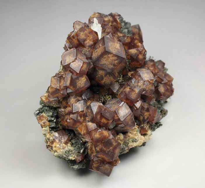 GARNET var. ANDRADITE, QUARTZ, HEDENBERGITE