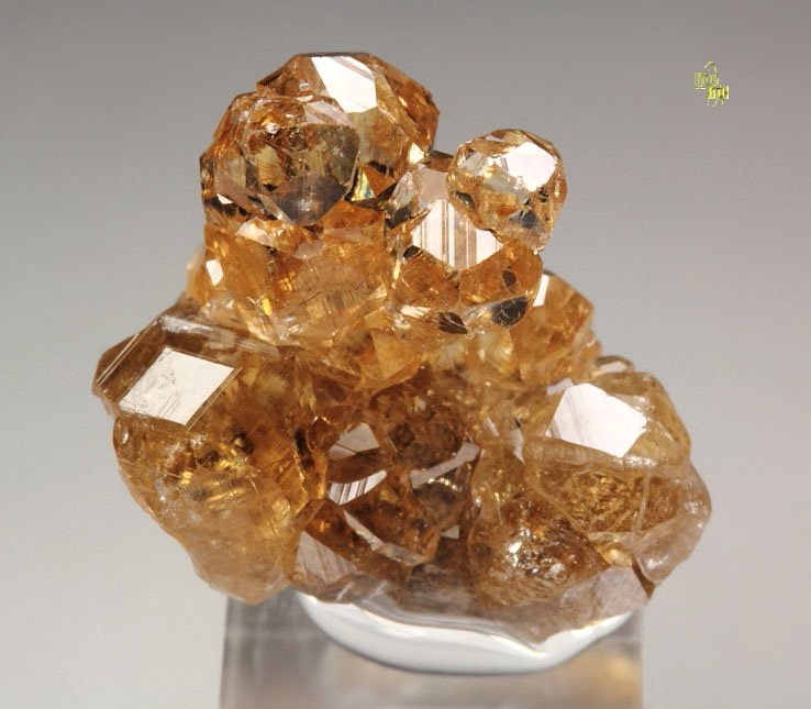 gem GARNET var. GROSSULAR