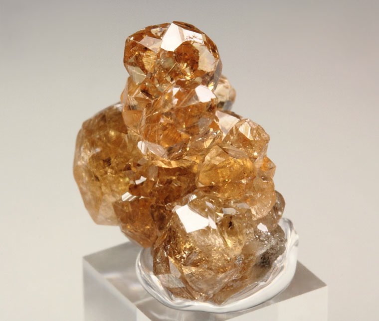 gem GARNET var. GROSSULAR