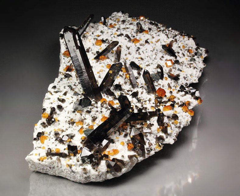 QUARTZ var. SMOKY, gem GARNET var. SPESSARTINE 