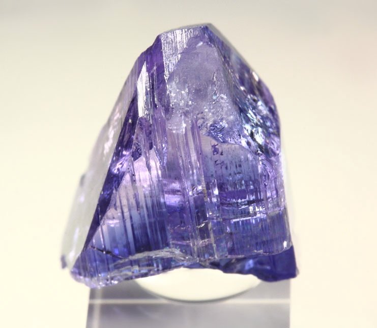 gem ZOISITE var. TANZANITE