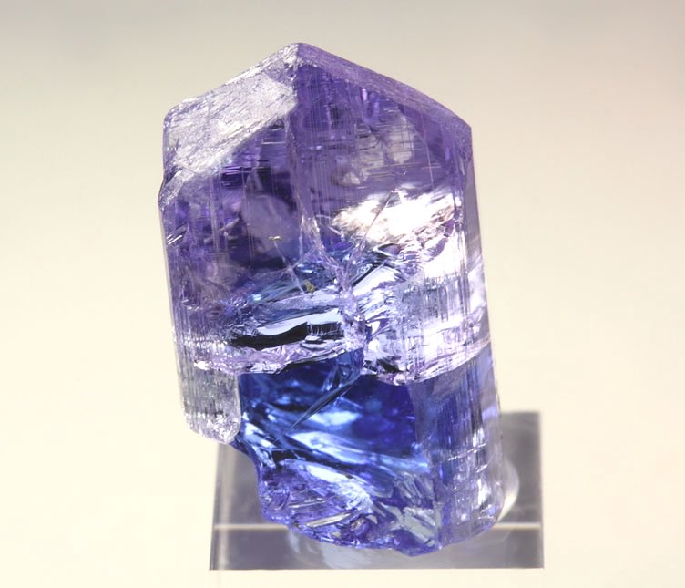 gem ZOISITE var. TANZANITE