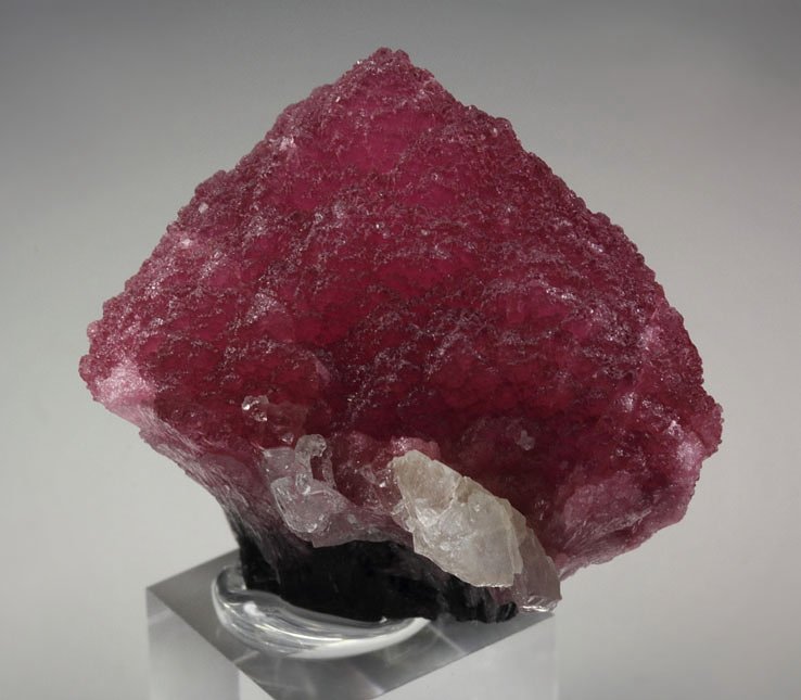 TOURMALINE var. RUBELLITE