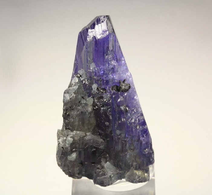 gem ZOISITE var. TANZANITE