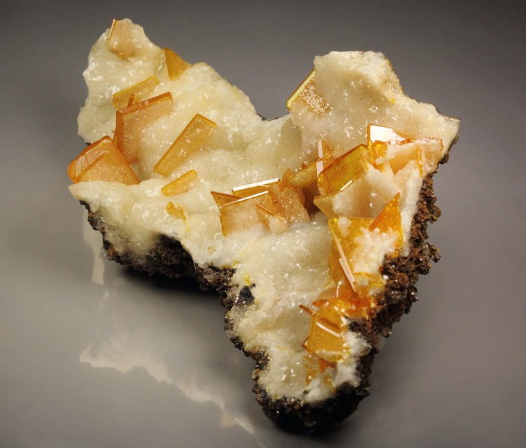 WULFENITE, CALCITE