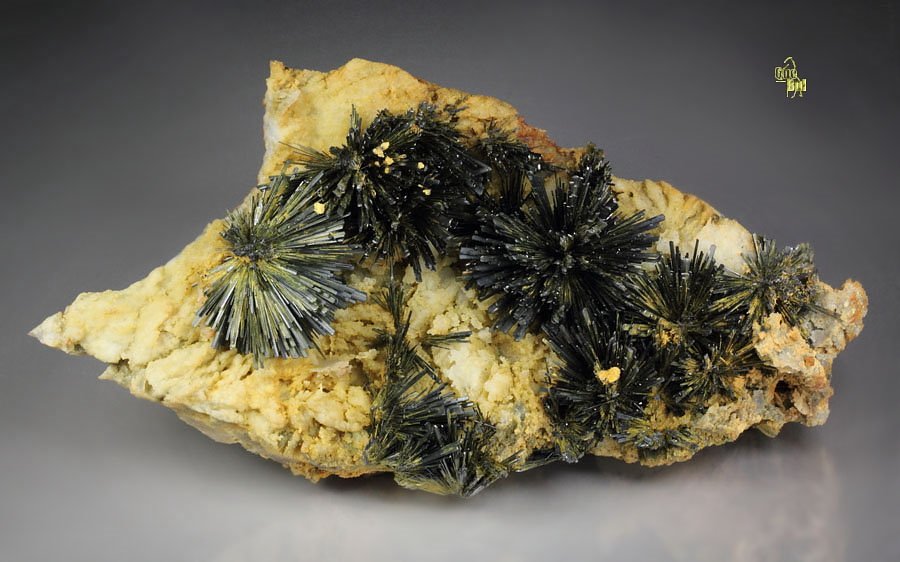 STIBNITE, SIDERITE