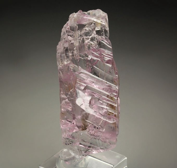 gem SPODUMENE var. KUNZITE