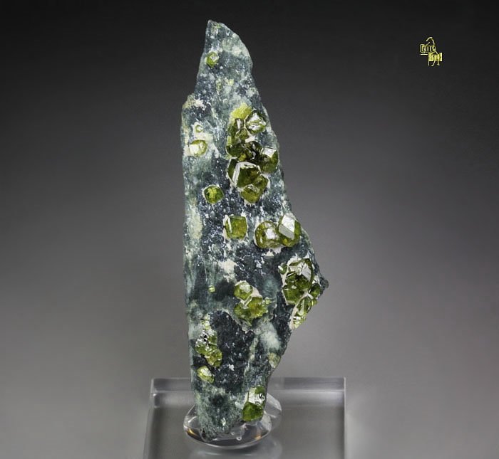 gem GARNET var. ANDRADITE var. DEMANTOID