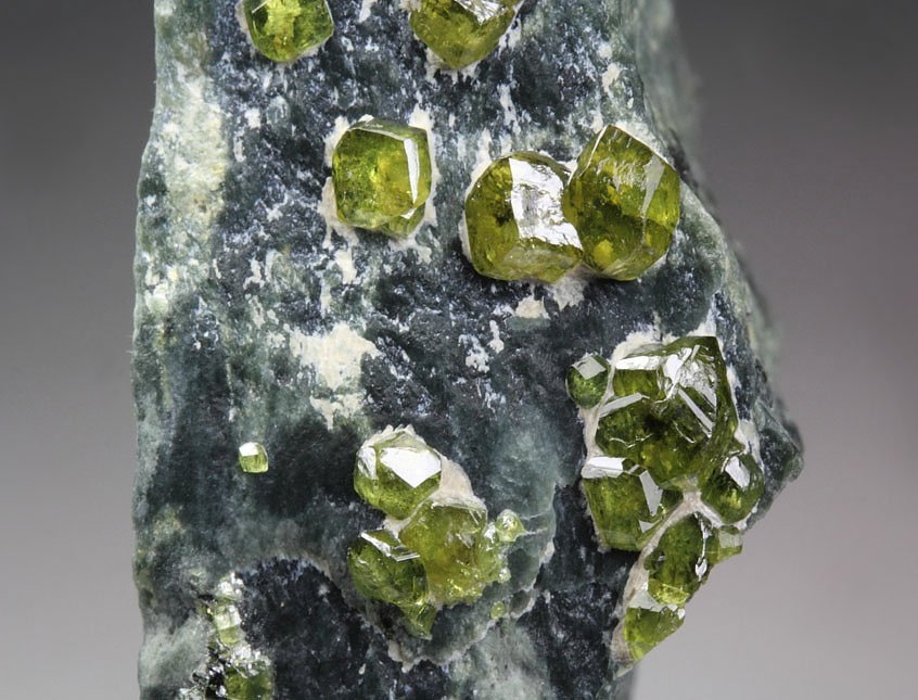 gem GARNET var. ANDRADITE var. DEMANTOID