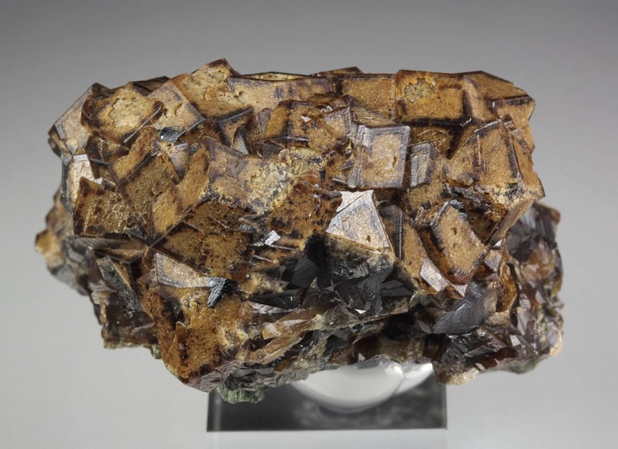 GARNET var. ANDRADITE