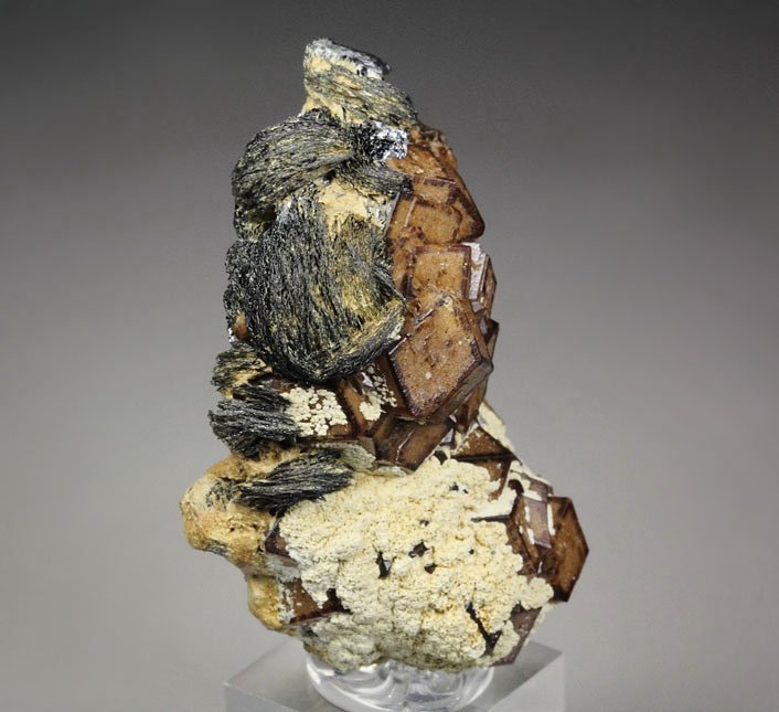 GARNET var. ANDRADITE, HEMATITE iron rose