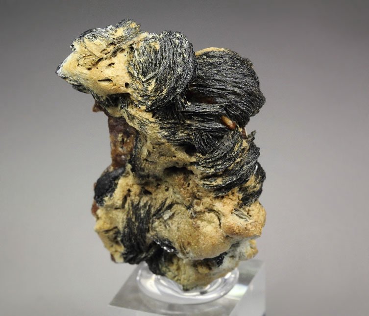 GARNET var. ANDRADITE, HEMATITE iron rose