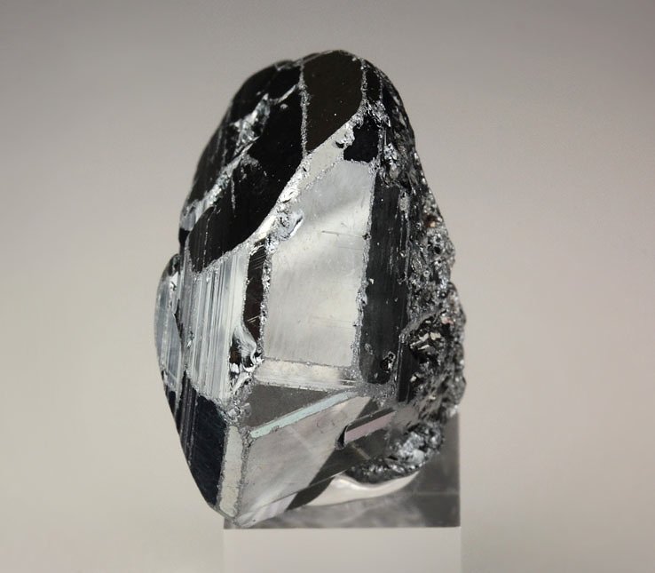 HEMATITE cyclic twinning