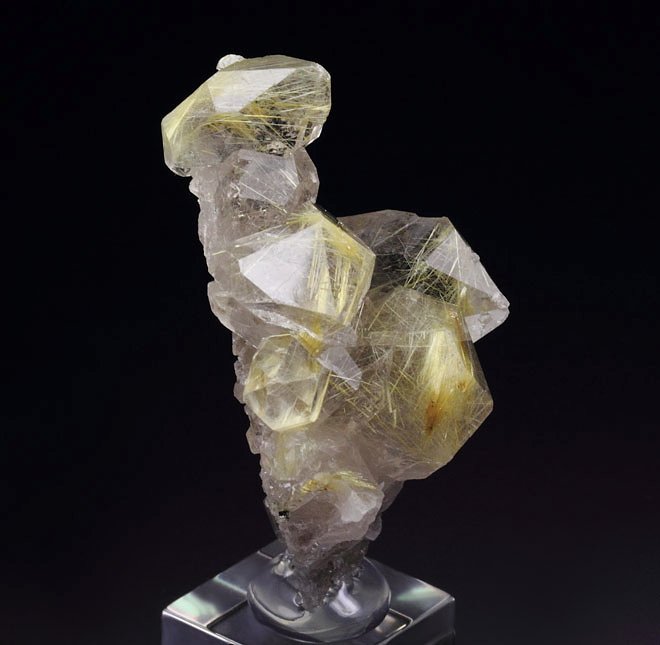 QUARTZ with RUTILE inclusions