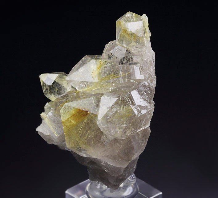 QUARTZ with RUTILE inclusions