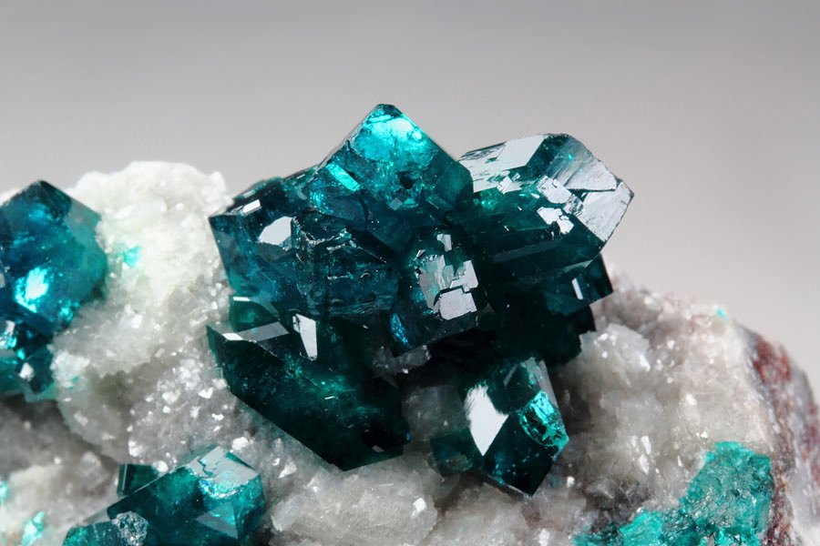 gemmy DIOPTASE, CALCITE