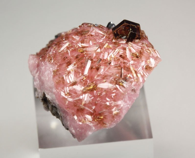 SHIGAITE, RHODOCHROSITE 