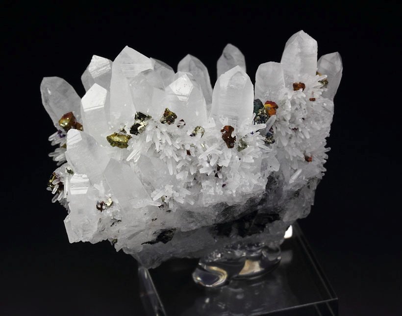 QUARTZ, CHALCOPYRITE, PYRITE