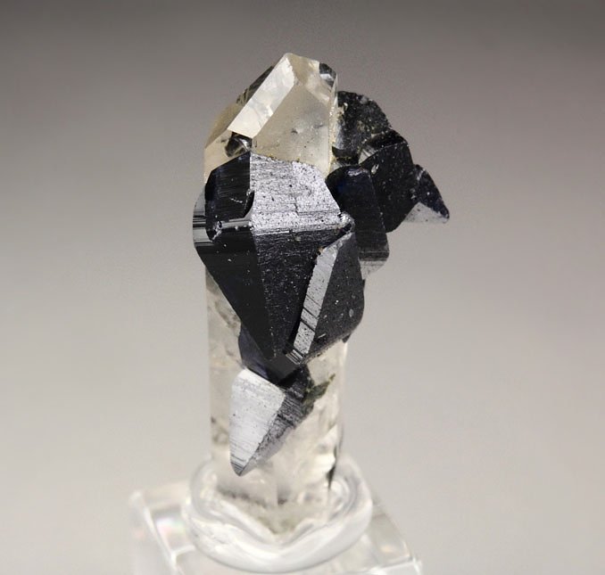 ANATASE bi-terminated , QUARTZ