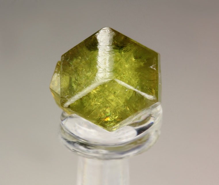 gem GARNET var. ANDRADITE var. DEMANTOID