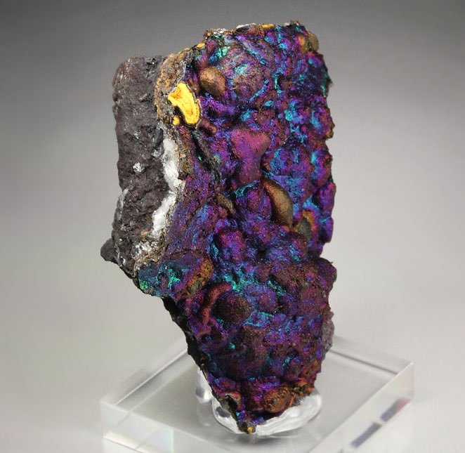 iridescent GOETHITE