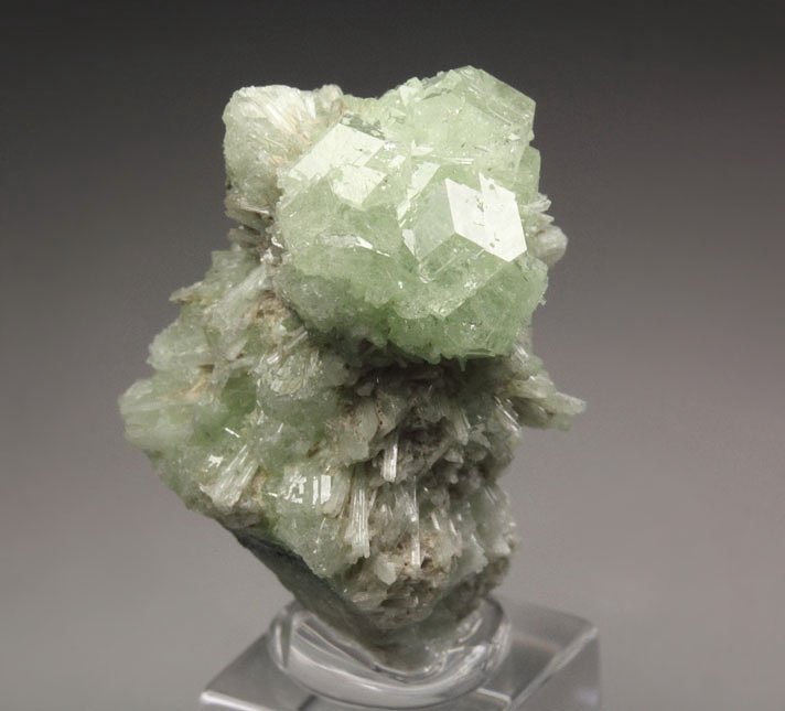 colorless gem GARNET var. GROSSULAR, DIOPSIDE