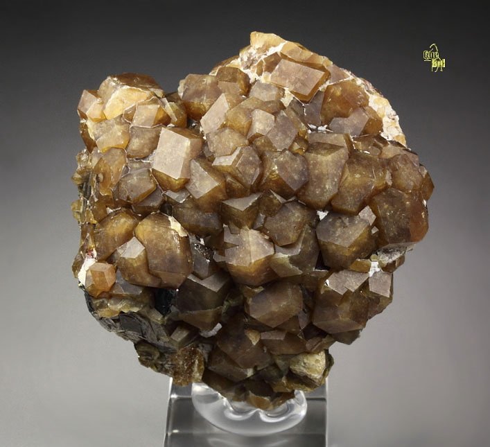 GARNET var. ANDRADITE