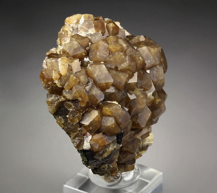 GARNET var. ANDRADITE