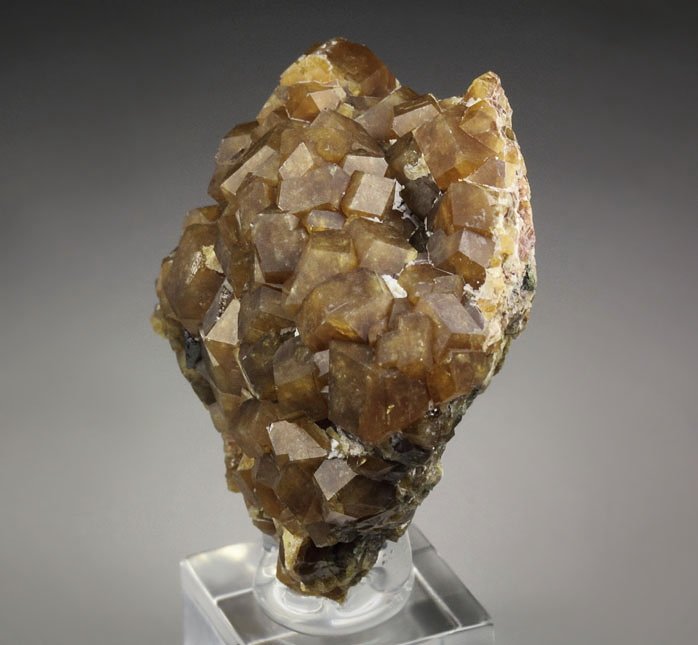 GARNET var. ANDRADITE