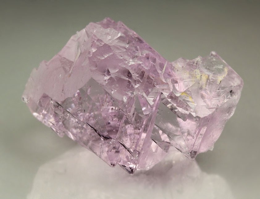 gem SPODUMENE var. KUNZITE