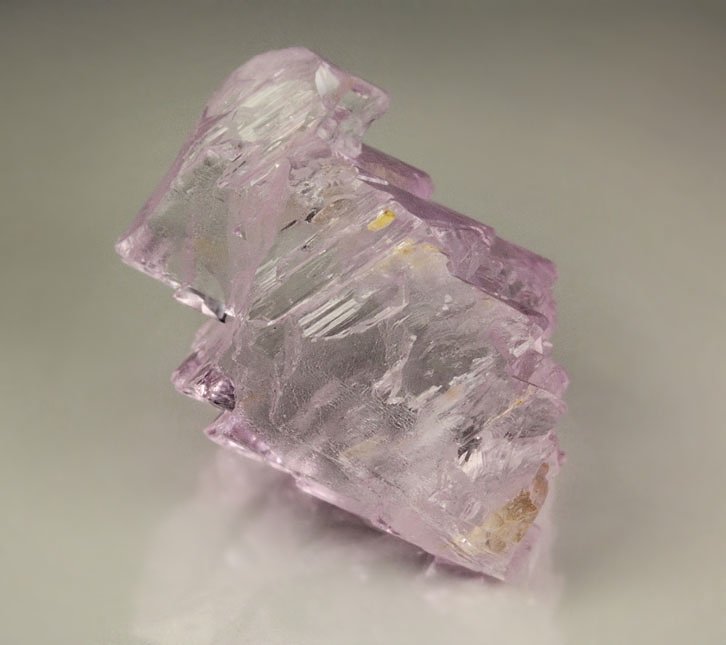 gem SPODUMENE var. KUNZITE