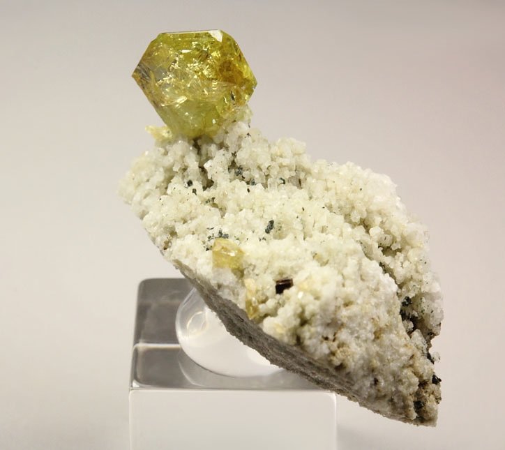 gem TITANITE, K FELDSPAR var. ADULARIA