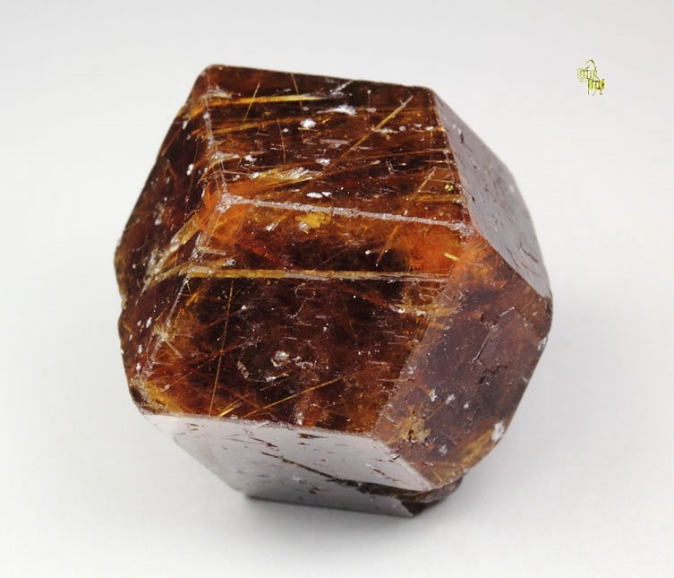 floater GARNET var. ANDRADITE