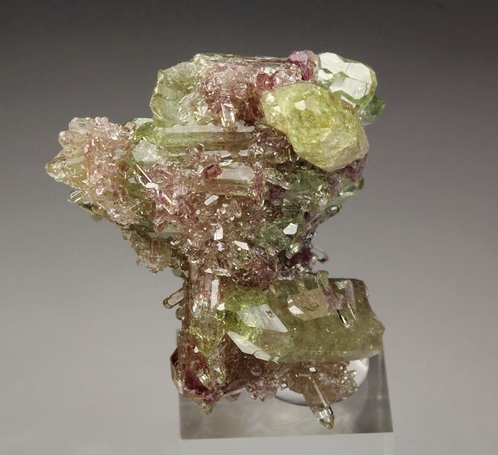 bi-terminated VESUVIANITE bi-color