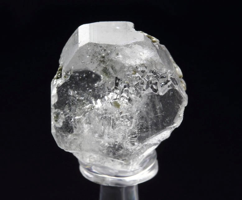 gem PHENAKITE, MUSCOVITE