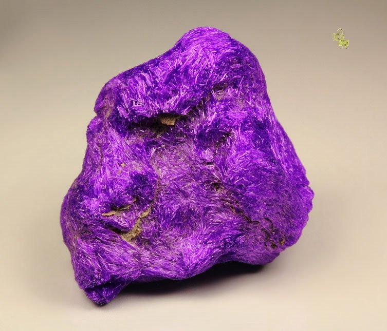 crystallized SUGILITE