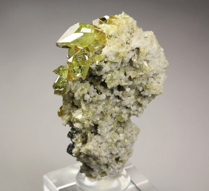 gem TITANITE twinned, K FELDSPAR var. ADULARIA, CLINOCHLORE