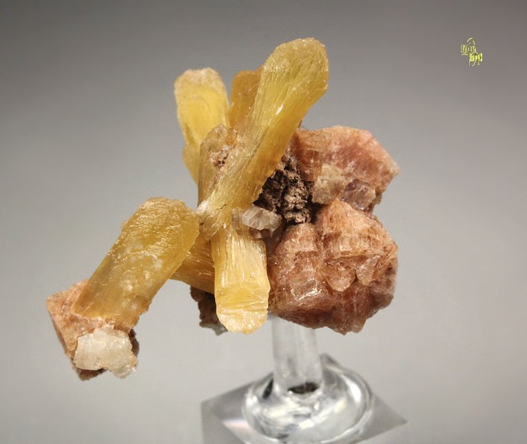 STILBITE, CHABAZITE, HEULANDITE