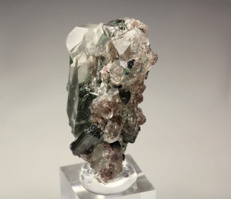 TOURMALINE var. ELBAITE, QUARTZ, LEPIDOLITE